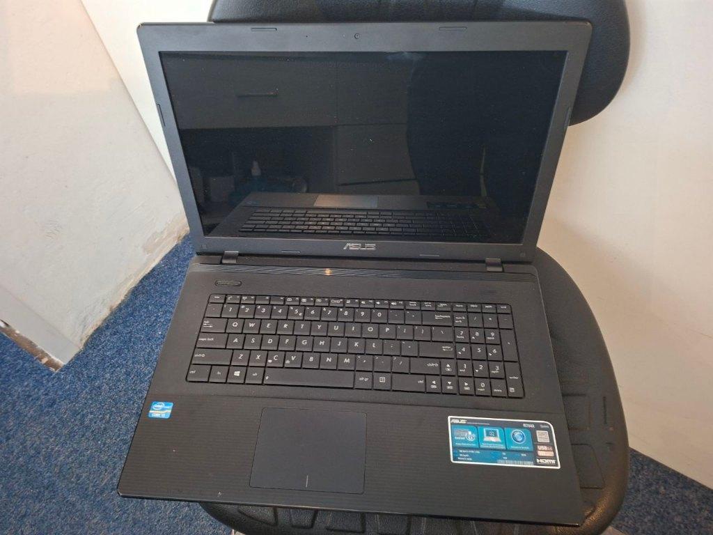 Asus 17 inch laptop I3-3110M 6GB 500GB, Ophalen, HDD, 2 tot 3 Ghz, Qwerty