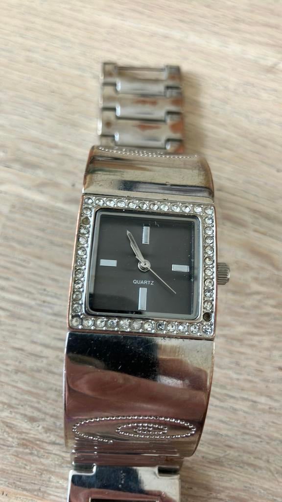 Quartz dames horloge metalen bandje, Sieraden, Tassen en Uiterlijk, Armbanden, Ophalen of Verzenden, Zo goed als nieuw, Zilver