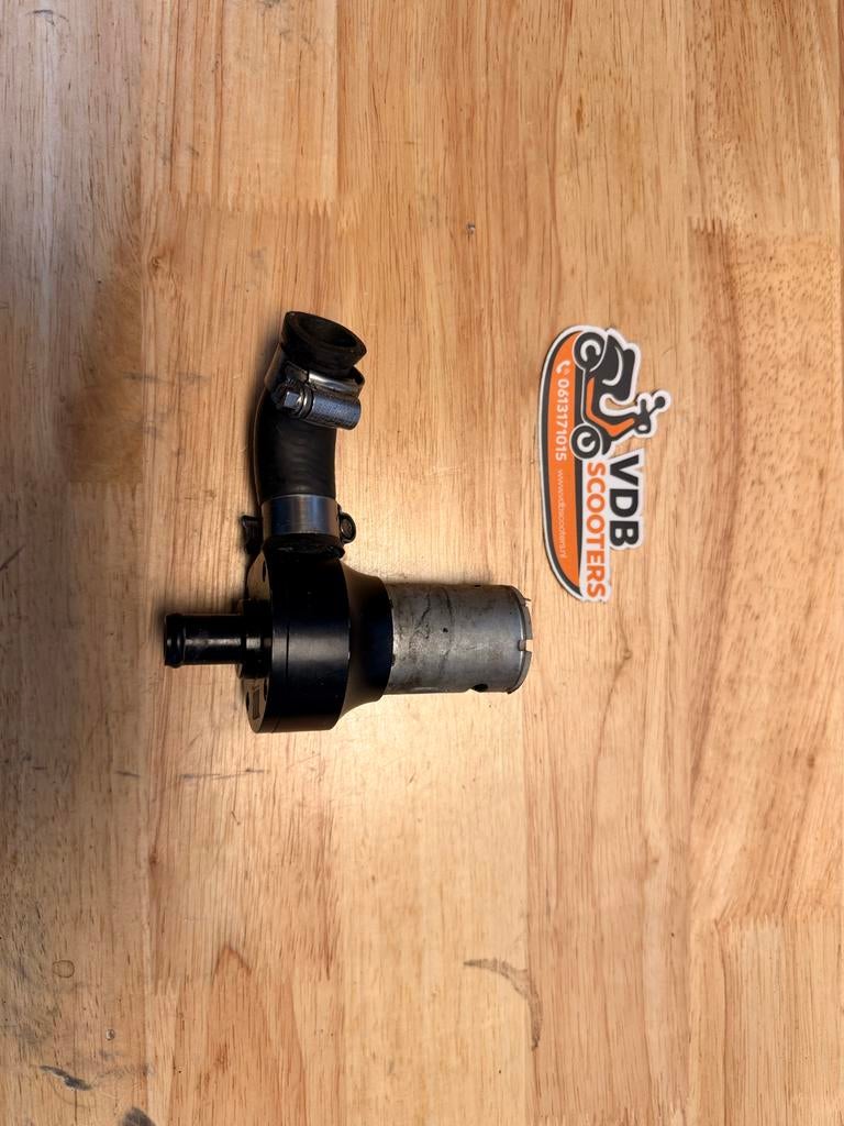 Elektrische waterpomp Motoforce voor scooters, Fietsen en Brommers, Ophalen of Verzenden, Gebruikt, Overige typen, Overige merken