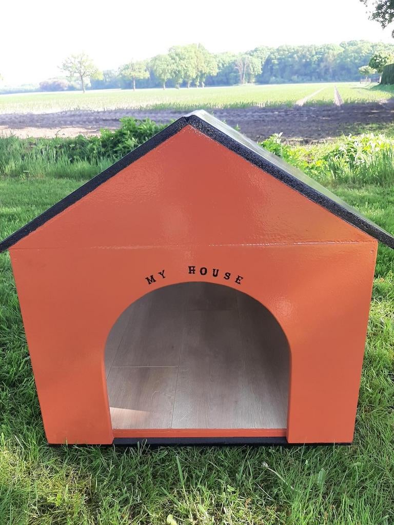 Te Koop hondenhok
Mooi zelf gemaakt hondenhok, Ophalen, 110 cm of meer, 100 cm of meer