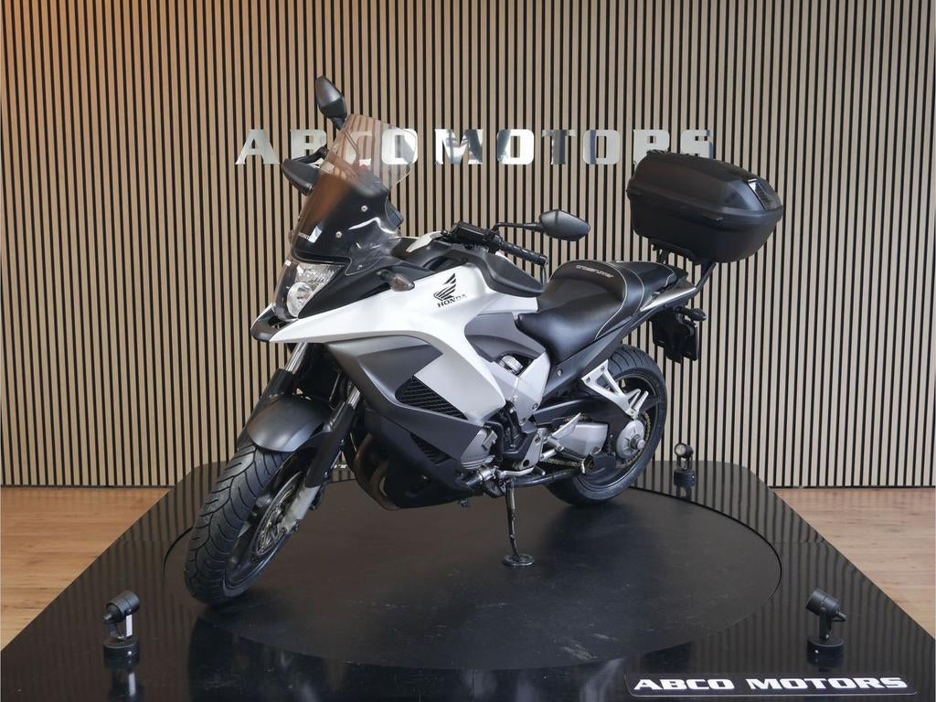 HONDA VFR 800 X CROSSRUNNER (bj 2011) 53,637 km