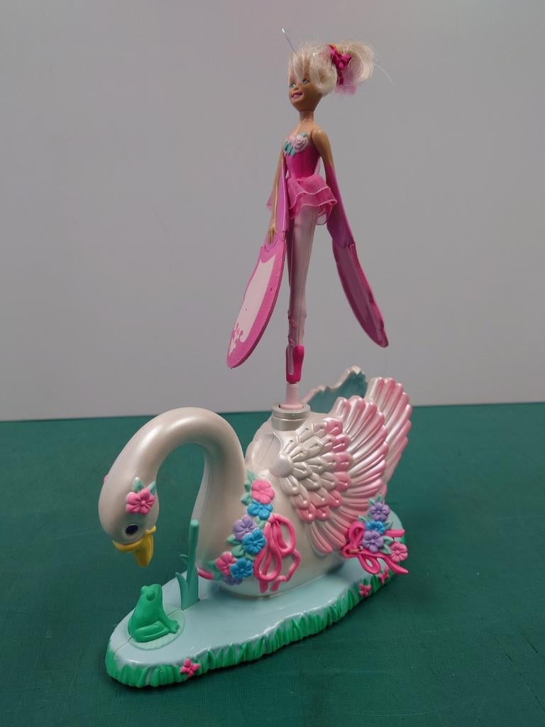 Galoob Sky Dancer Primrose met Zwaan, Ophalen of Verzenden, Gebruikt