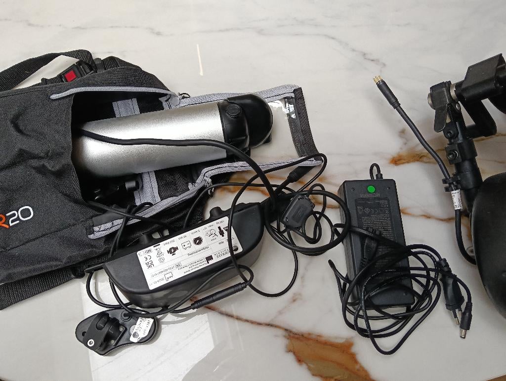 Empulse R20 rolstoel duwondersteuning, Diversen, Rolstoelen, Zo goed als nieuw, Duwrolstoel, Inklapbaar, Ophalen of Verzenden