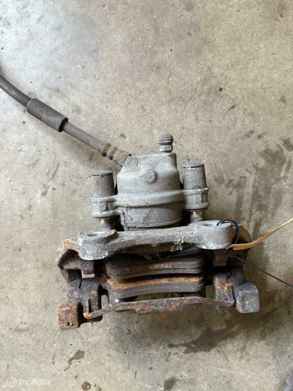 Remklauw linksachter Mercedes E-klasse W211 ('02-'09), Auto-onderdelen, Gebruikt, Mercedes-Benz, Ophalen of Verzenden, Mercedes-Benz