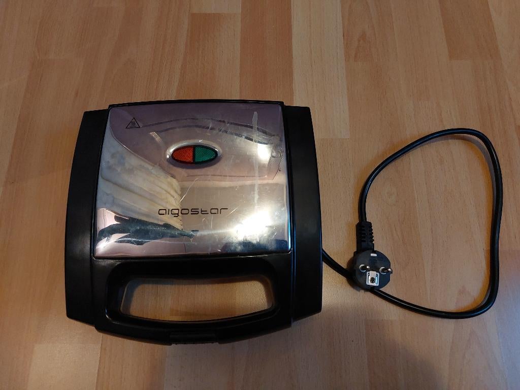 Tosti ijzer *Aigostar*, Ophalen of Verzenden, Gebruikt