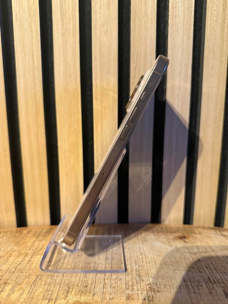 Iphone 16 Pro | Refurbished | 6 Maanden Garantie, IPhone 13, ., Ophalen of Verzenden, Zo goed als nieuw