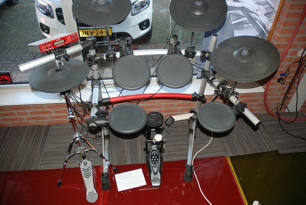 (Elektrische) drumstellen speelklaar in Wehl  -DEEL 2-, Muziek en Instrumenten, Drumstellen en Slagwerk, Overige merken, Gebruikt