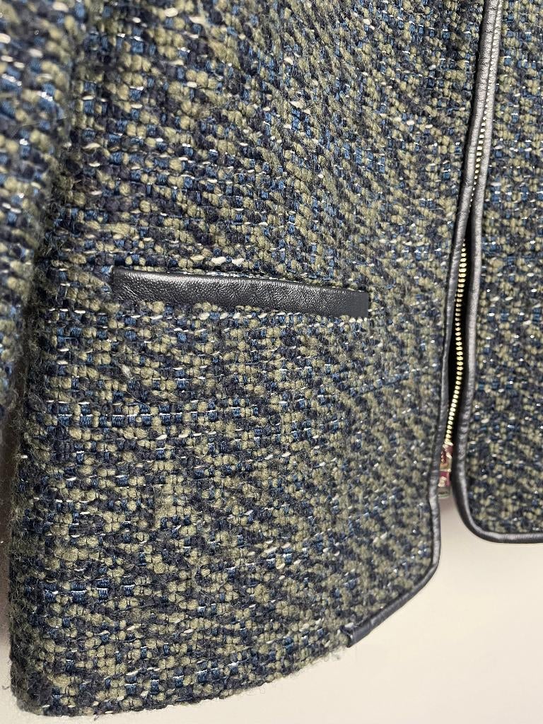 Massimo Dutti donkerblauw groen tweed boucle jasje maat 38, Kleding | Dames, Maat 38/40 (M), Nieuwezijds Voorburgwal 305, 1012RM te Amsterdam