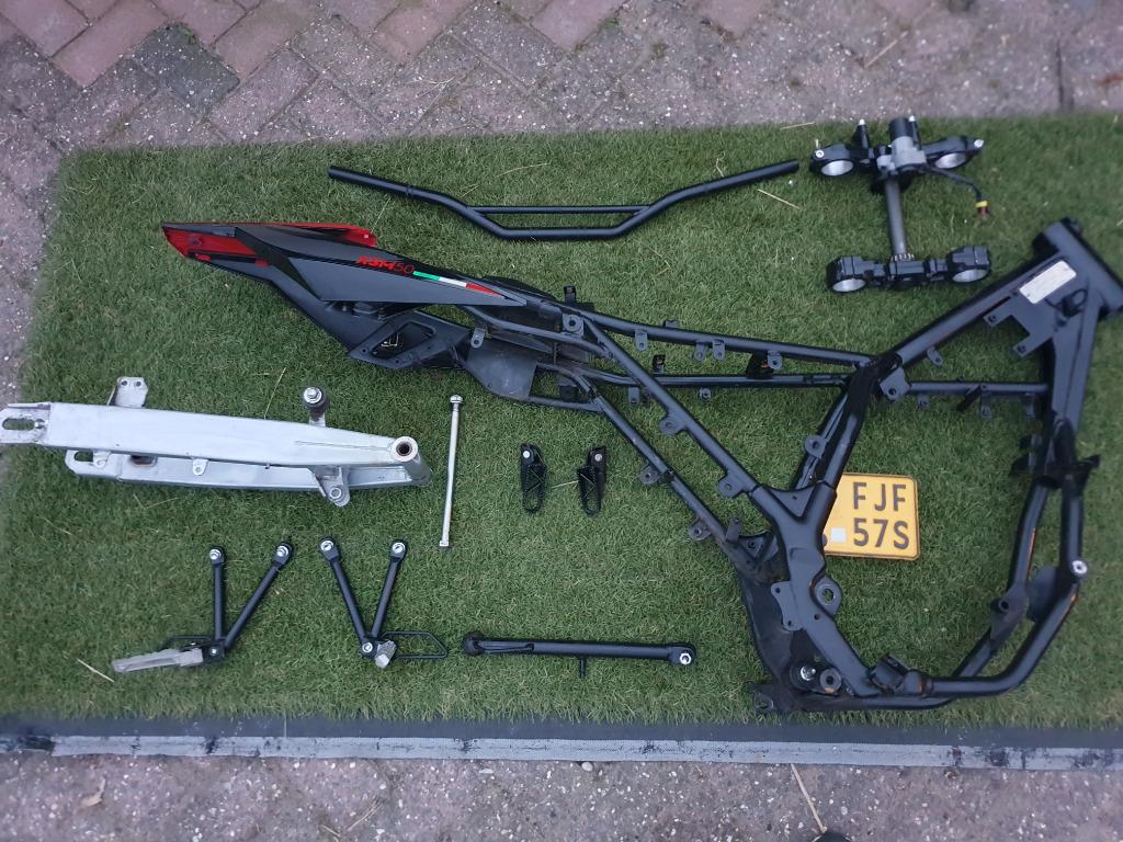 Malaguti XSM 50 /  XTM 50 onderdelen 2021 Los of alles samen, Ophalen of Verzenden, Zo goed als nieuw, Frame, Maluguti