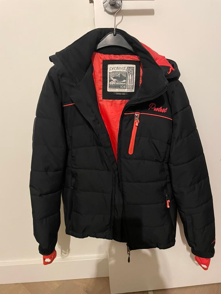 Mooie protest ski jas en broek, Kinderen en Baby's, Kinderkleding | Maat 146, Ophalen of Verzenden, Zo goed als nieuw, Meisje