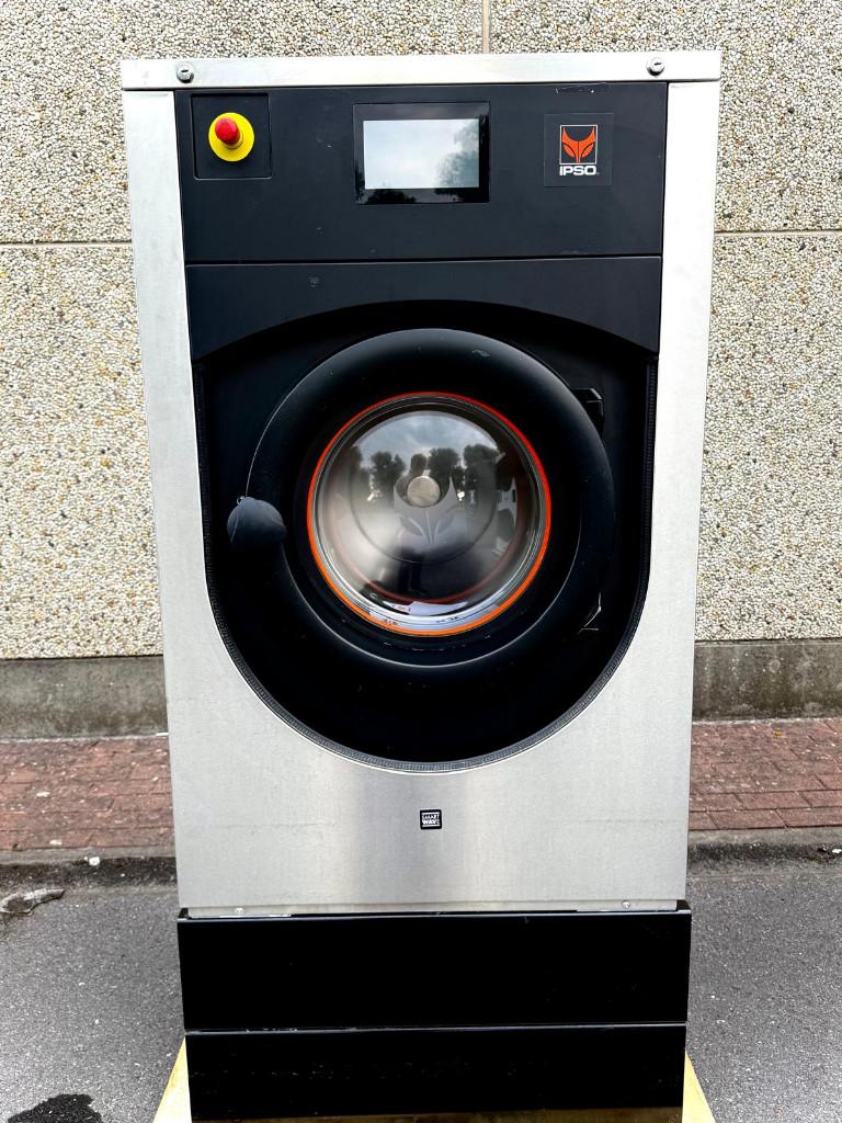 * IPSO * Wasmachine * IY135 * 13,5KG * Elektrisch *, Ophalen, Minder dan 1200 toeren, 10 kg of meer, Zo goed als nieuw