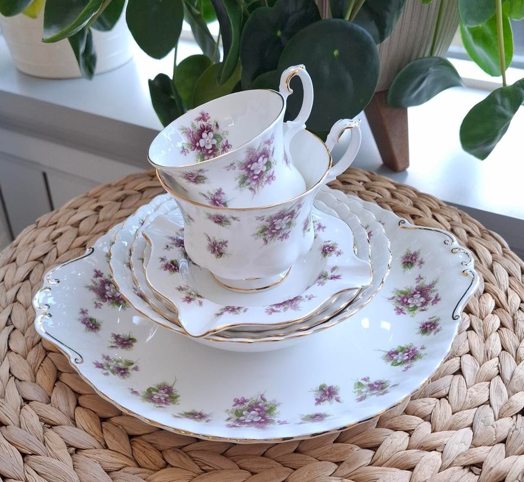 Royal Albert Sweet Violets, Ophalen of Verzenden