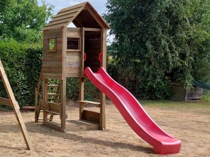 speeltoren SCHOOLHUIS speelhuis speeltoestel klimtoren, Ophalen, Nieuw, Schommel