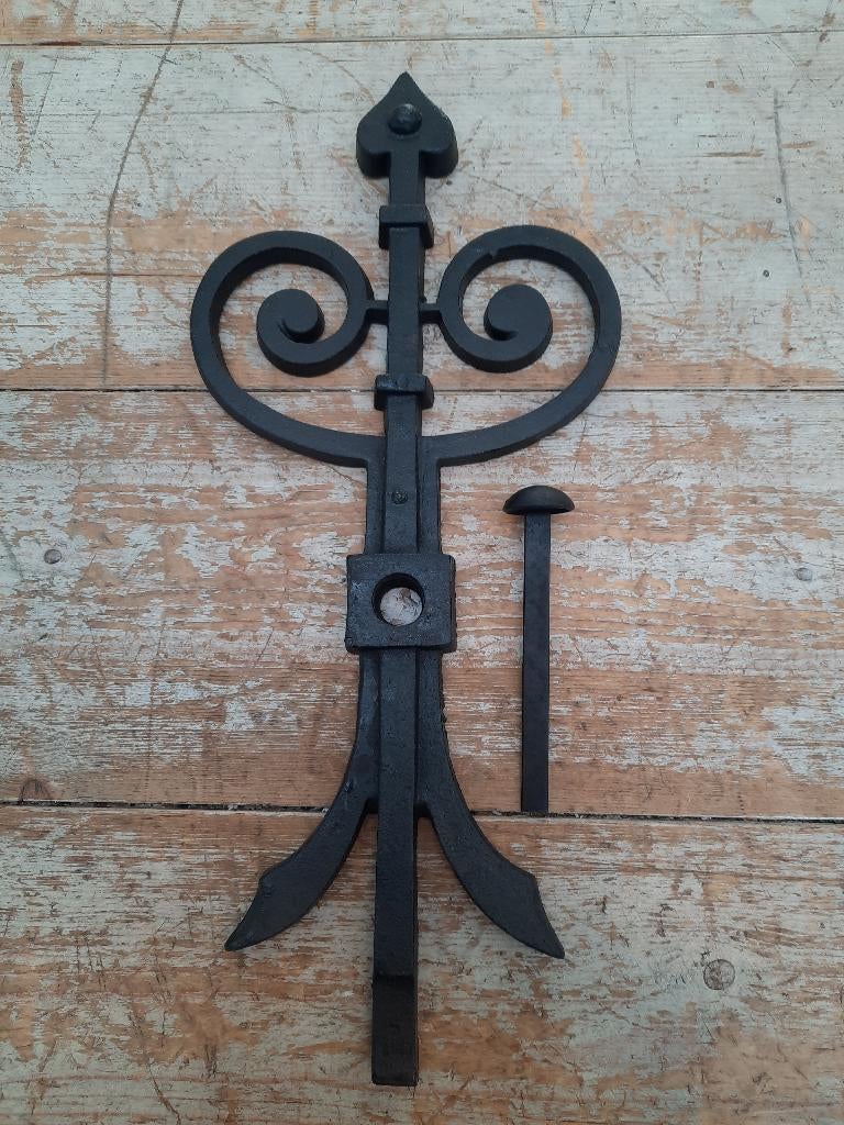 Muurankers gietijzer, Ophalen of Verzenden