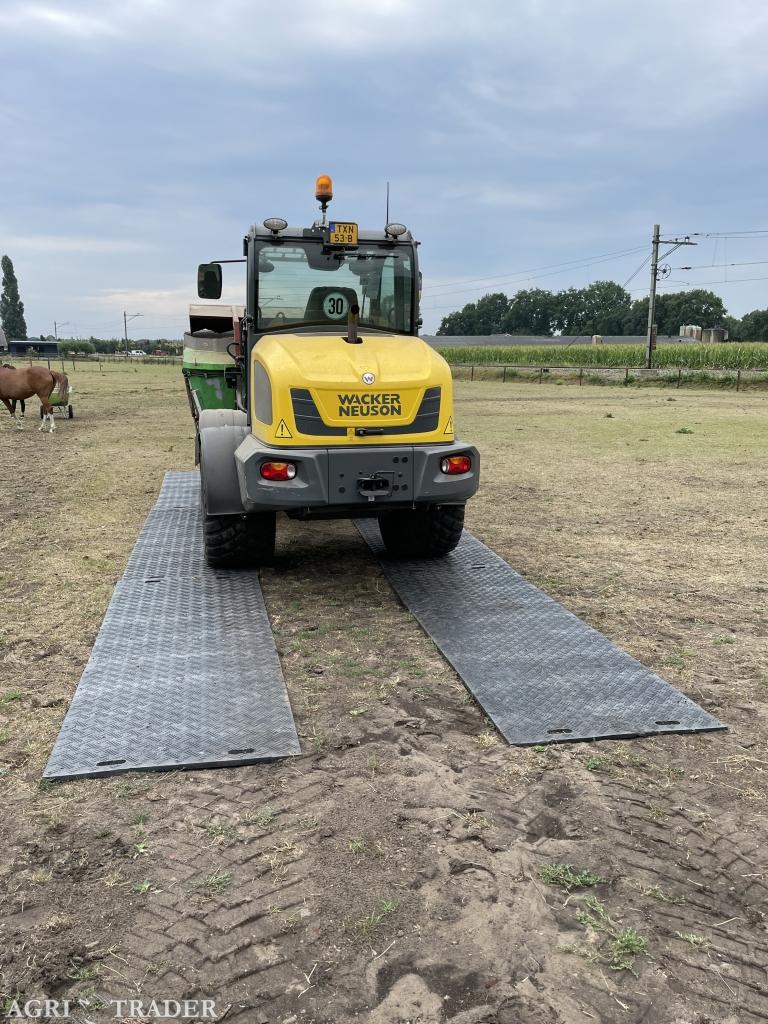 Kunststof rijplaat 300x100x2 cm, Ophalen of Verzenden, Niet opgegeven, -, Niet opgegeven