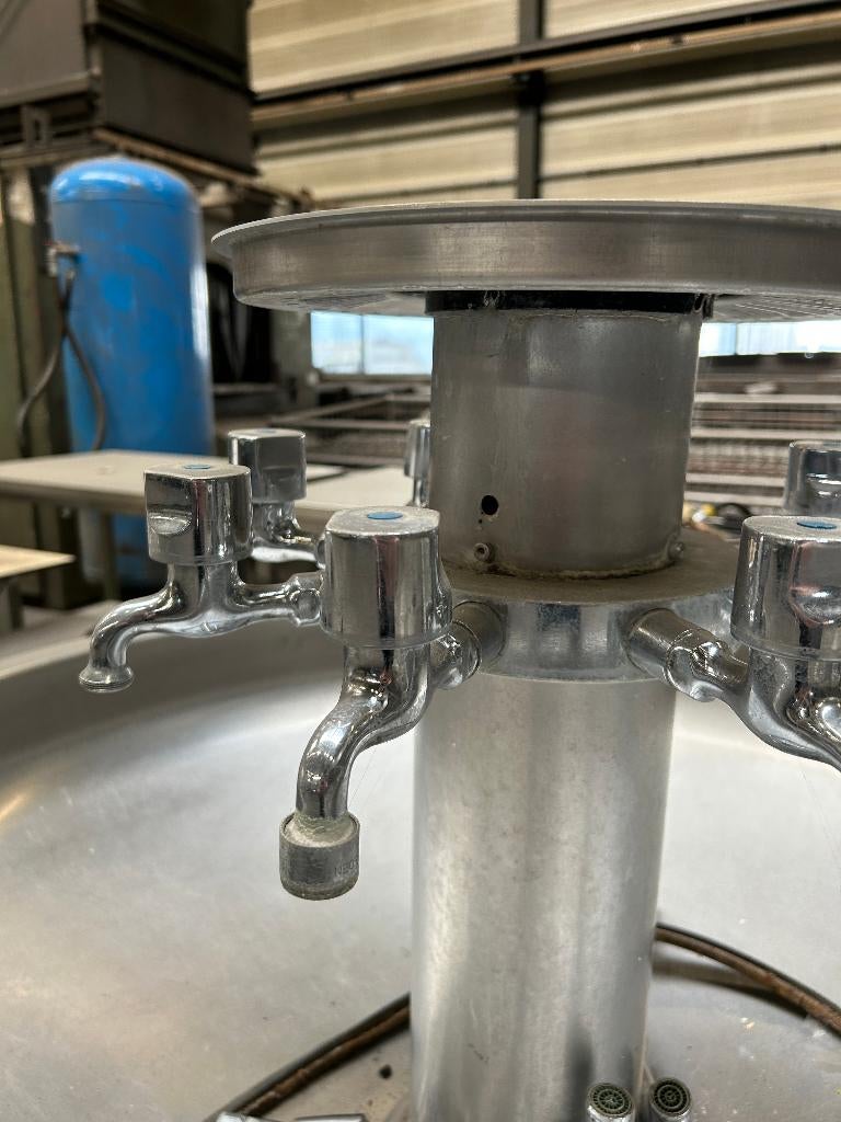 Intersan wasfontein, Ophalen, Gebruikt, Rvs, Kraan