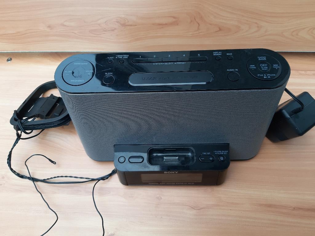 Sony ICF-DS11iP Klokradio met iPod-dock, Ophalen, Gebruikt, Radio