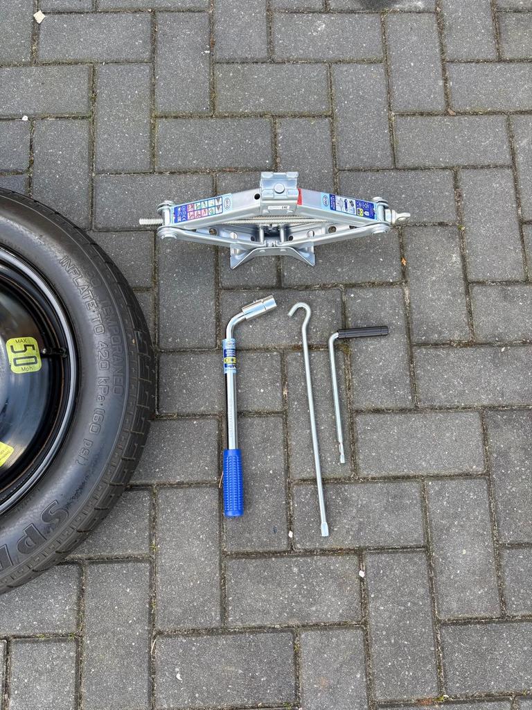 Krik en wielsleutel set, Auto diversen, Ophalen, Nieuw, Manueel, Schaarkrik