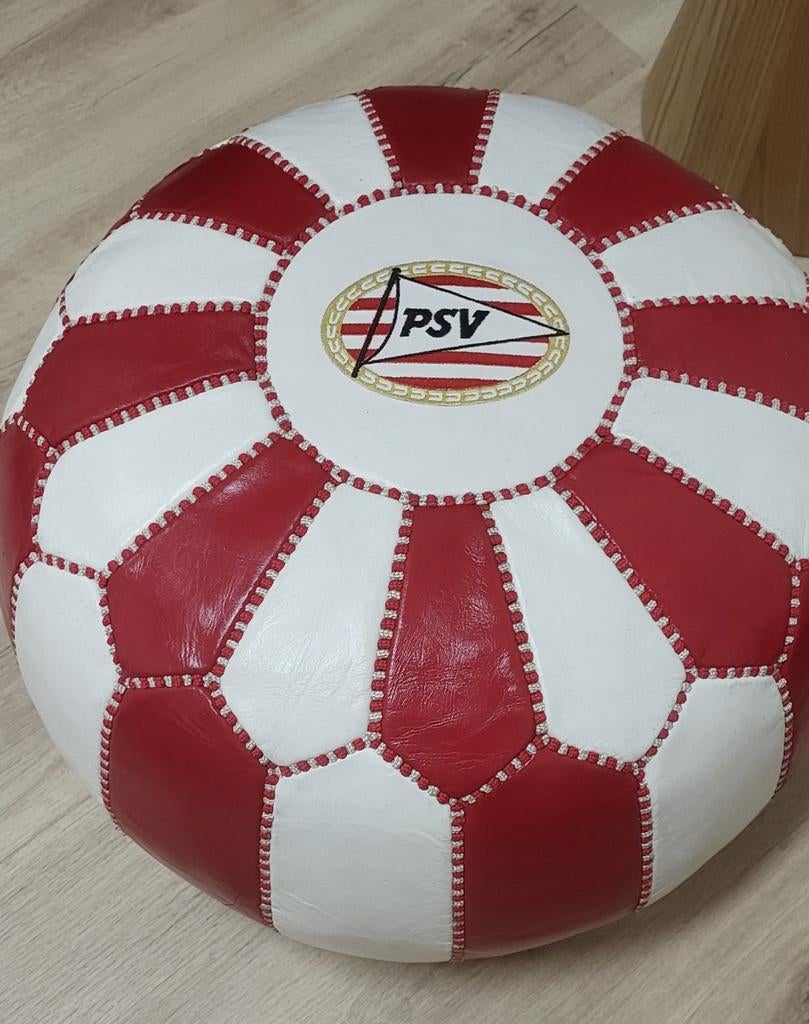 Nieuwe leren handgemaakte PSV poef met geborduurd logo, Ophalen of Verzenden, Nieuw, PSV