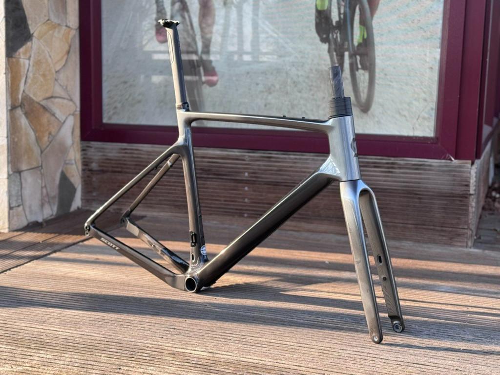 Scott Addict Gravel HMF Frameset Chrome Silver M 2026, Overige merken, -, - 0
-, NL, Nieuw