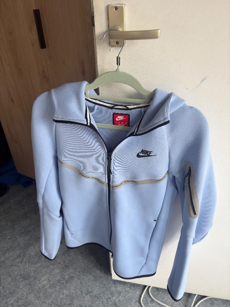 Nike tech pak maat s, Blauw, Nike, Ophalen of Verzenden, Zo goed als nieuw