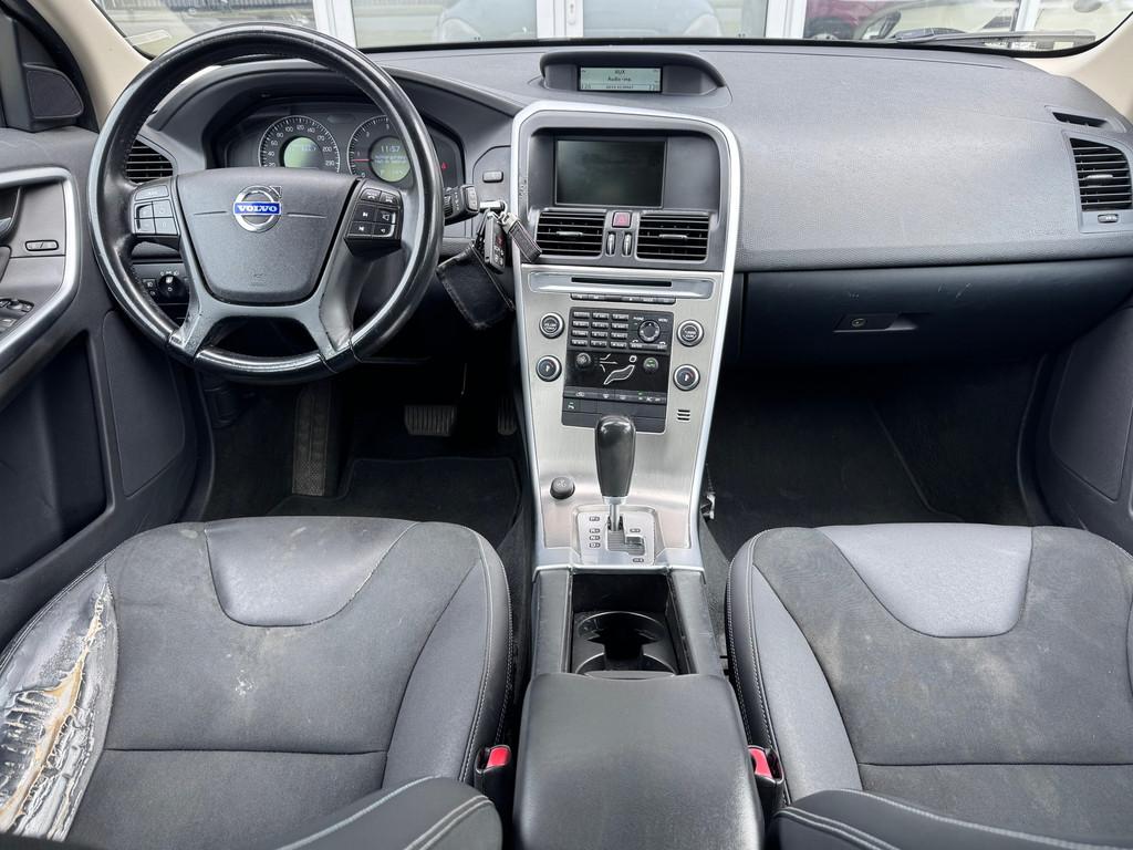 Volvo XC60 2.4D | Automaat | Trekhaak | Half Leder, Zwart, Bedrijf, Elektrische ramen, 750 kg