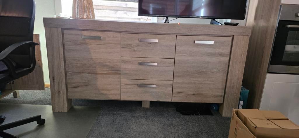 Dressoir en bureau - samen of apart te koop, Huis en Inrichting, Ophalen, Gebruikt, Hout, Bruin