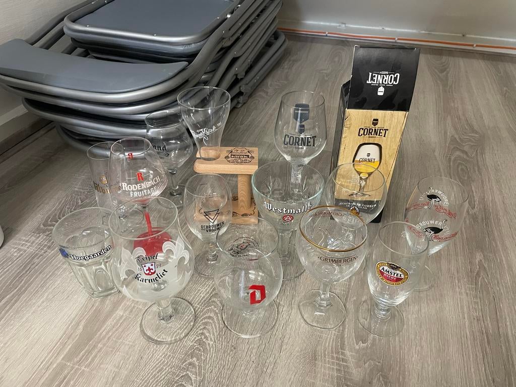 14 diverse speciaalbier glazen, Ophalen