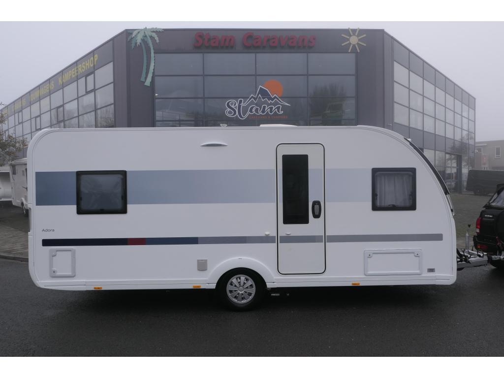 Adria Adora 522 UP Mover, Airco,deeltent, Caravans en Kamperen, Caravans, Rondzit, Schokbreker, 5 tot 6 meter, 1250 - 1500 kg