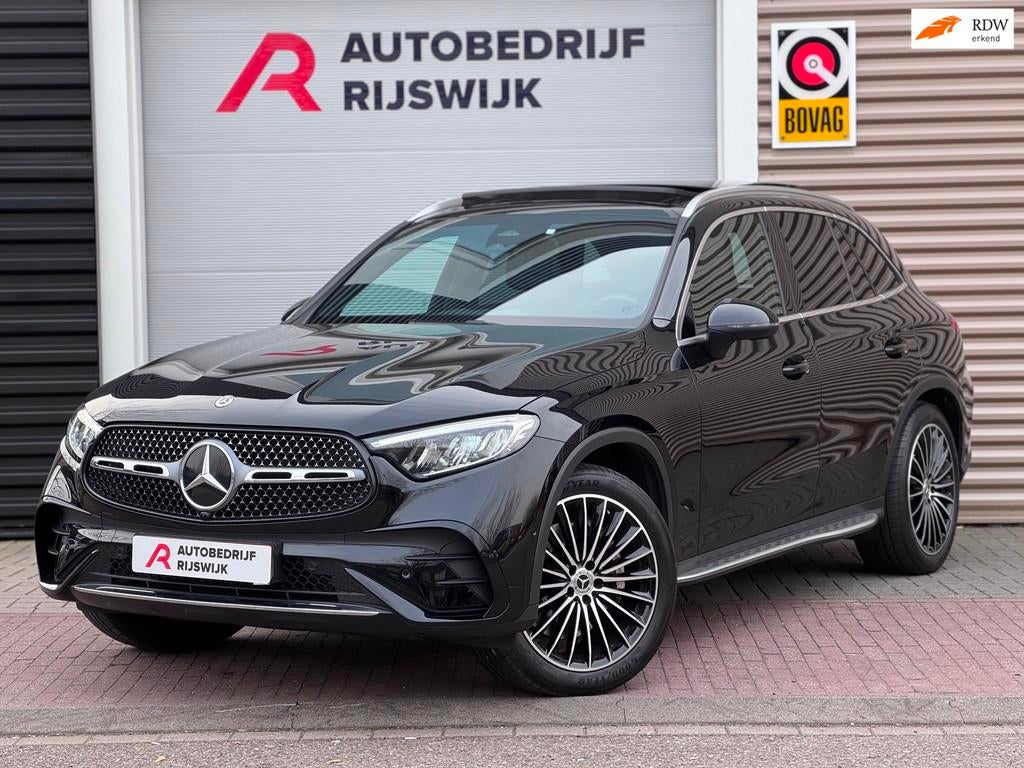 Mercedes-Benz GLC-klasse 200 4MATIC AMG Line Pano/Memory/Cam, Automaat, Gebruikt, Euro 6, 4 cilinders