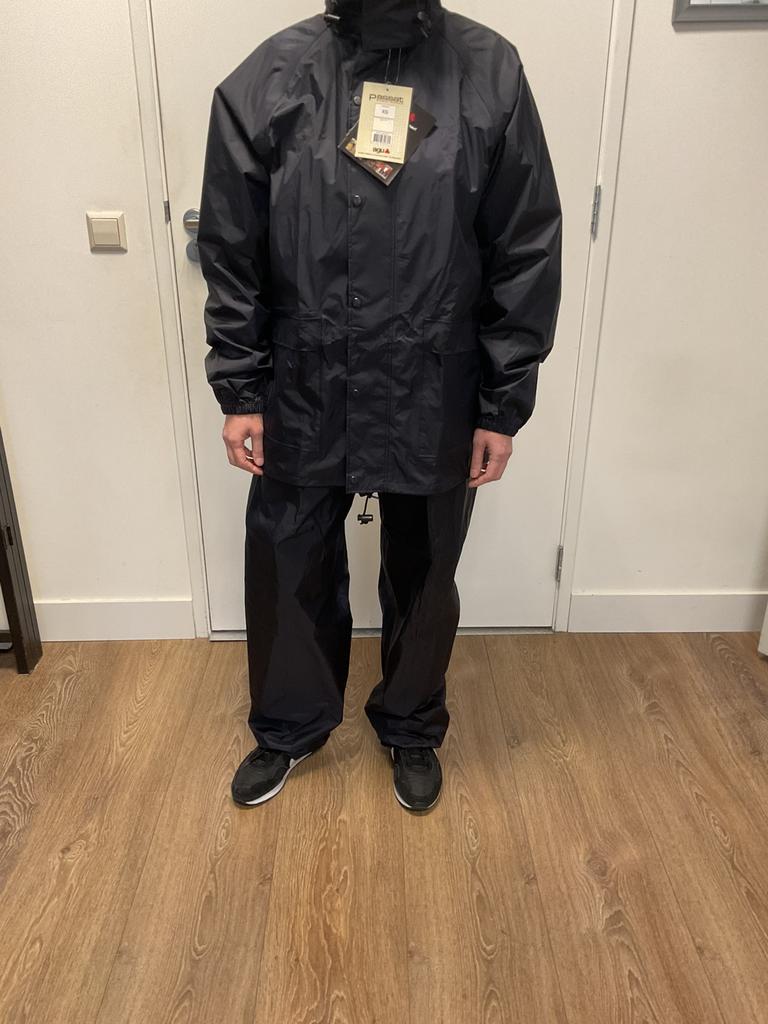 AGU SPORT REGENPAK PASSAT ZWART NIEUW  MAAT XS/S, Ophalen of Verzenden, Nieuw, Regenpak