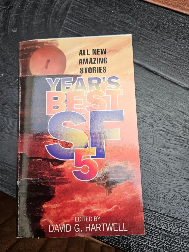SF omnibus Years best SF 5 (engelstalig), Boeken, Ophalen of Verzenden, Gelezen