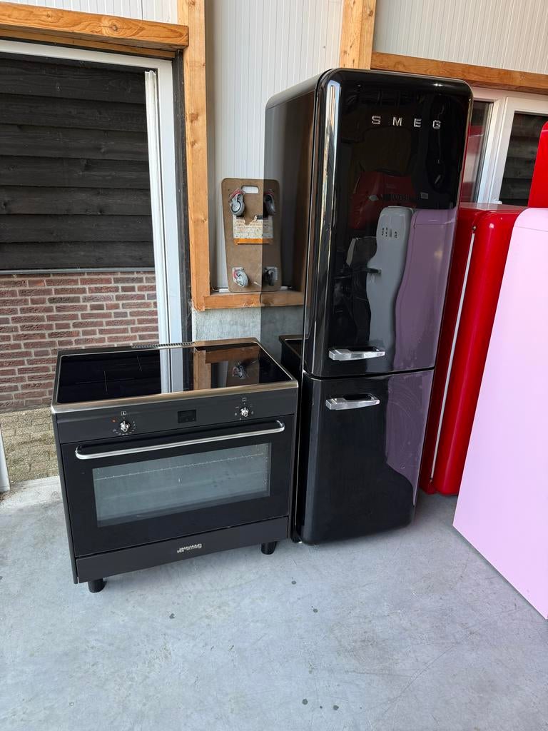 Smeg inductie fornuis met bijpassende smeg koelkast, Witgoed en Apparatuur, Bella, 60 cm of meer, Zo goed als nieuw, Gas