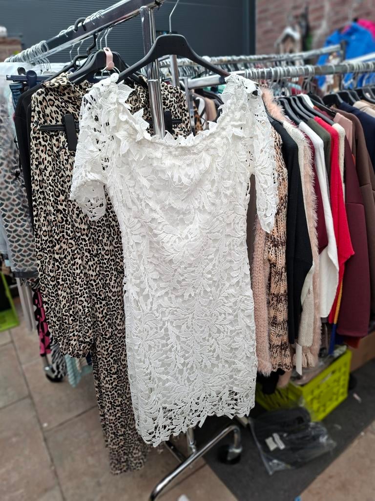 Restpartij 100 stuks nieuwe dameskleding, Ophalen, Nieuw