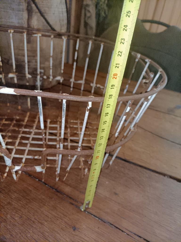 Ijzeren draad mand draadmand brocante. MOET WEG !!!, Antiek en Kunst, Curiosa en Brocante, Ophalen of Verzenden