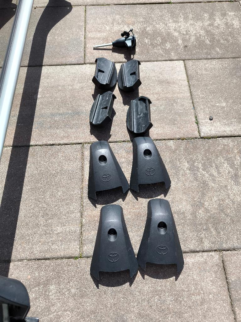 Dakdragers Toyota Auris, Ophalen, Gebruikt