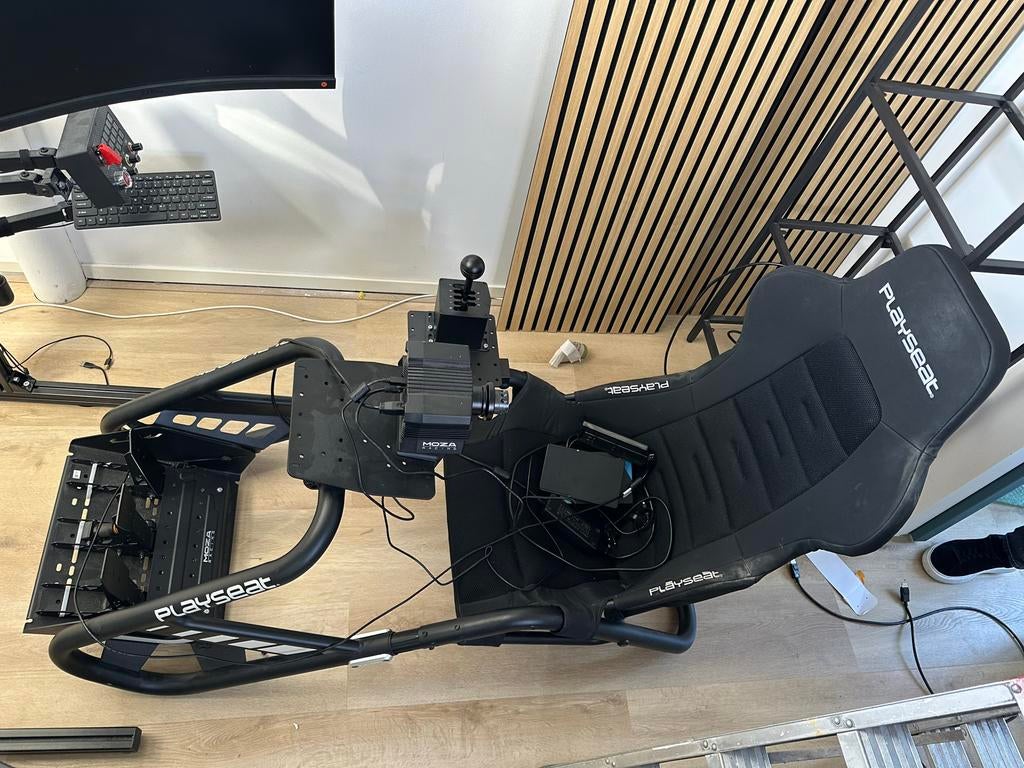 Playseat Trophy / Moza r5 / moza loadcel- Sim Racing Cockpit, 1 speler, Racen en Vliegen, Ophalen of Verzenden, Zo goed als nieuw