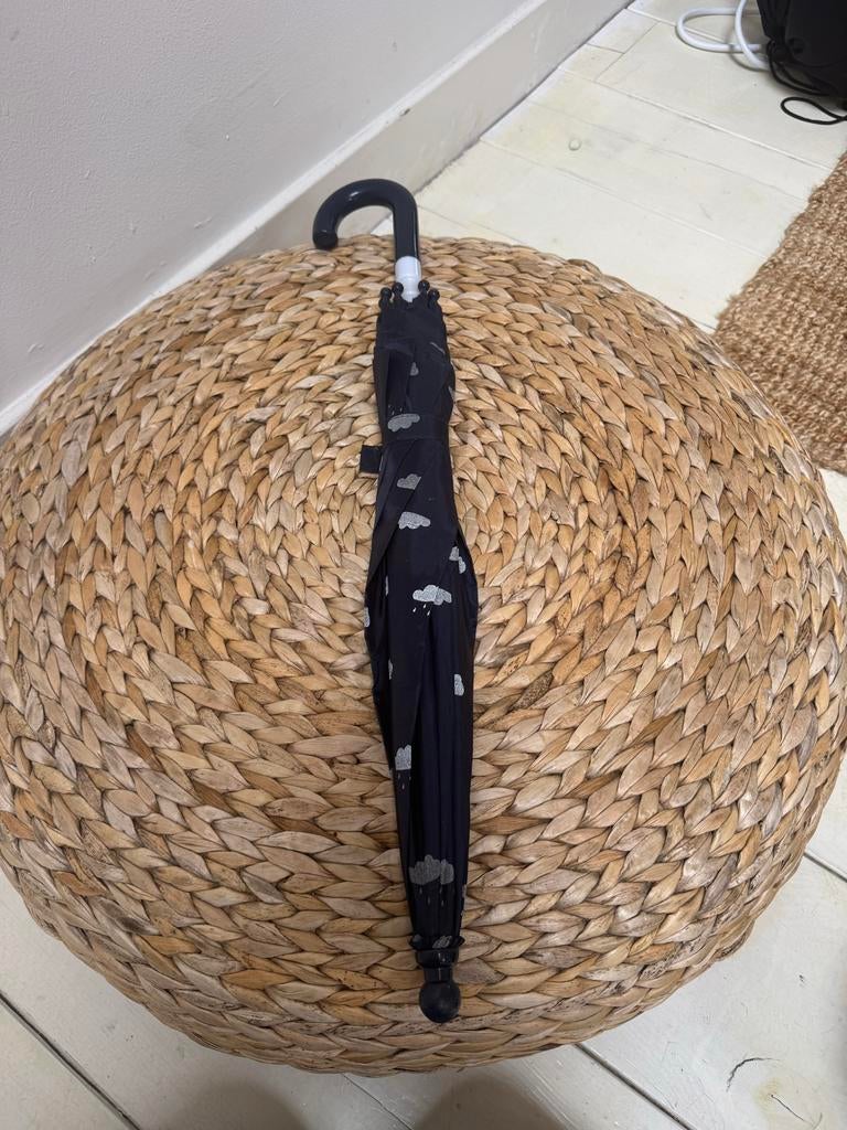 Kinderparaplu HEMA met wolkenprint, Ophalen of Verzenden, Gebruikt, Zwart