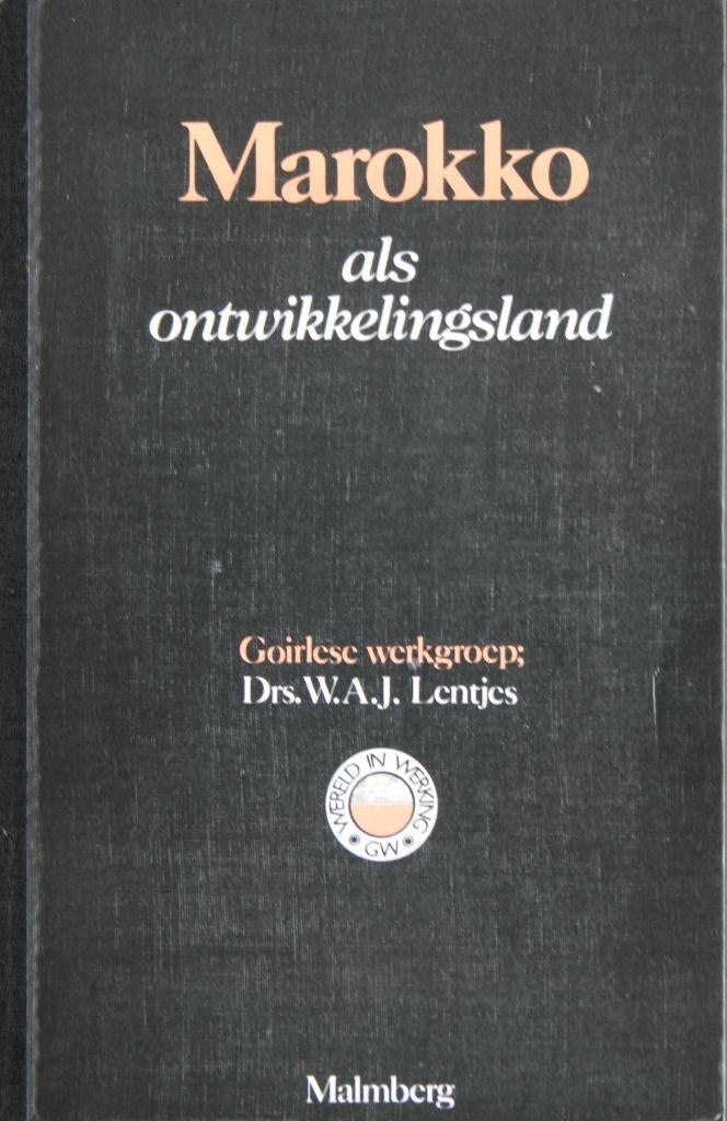 Marokko als ontwikkelingsland, Ophalen of Verzenden, Zo goed als nieuw