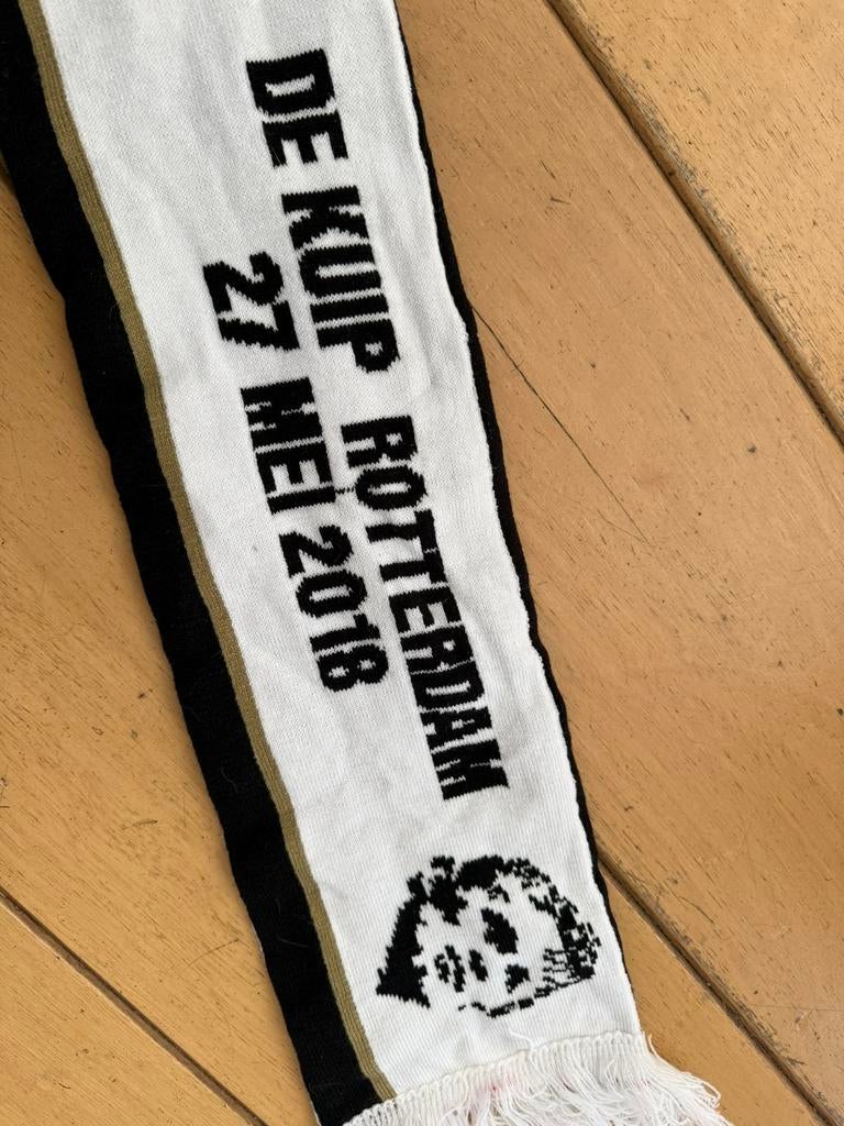 Sjaal Dirk Kuyt Foundation Testimonial Kuijt, Ophalen of Verzenden, Zo goed als nieuw, Overige maten, Sjaal