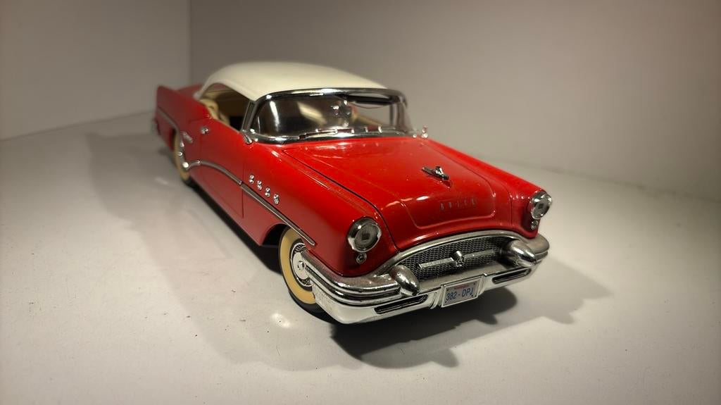 Buick century mira 1.18, Hobby en Vrije tijd, Modelauto's | 1:18, Overige merken, Ophalen of Verzenden, A, A