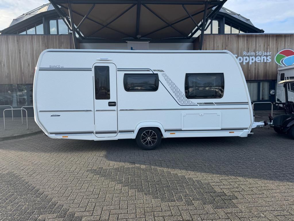 Fendt Bianco Activ 465 SGE 2026 BLACKLINE ACTIE!!!, Caravans en Kamperen, Caravans, Tot en met 2, Overige typen, Bedrijf, Treinzit