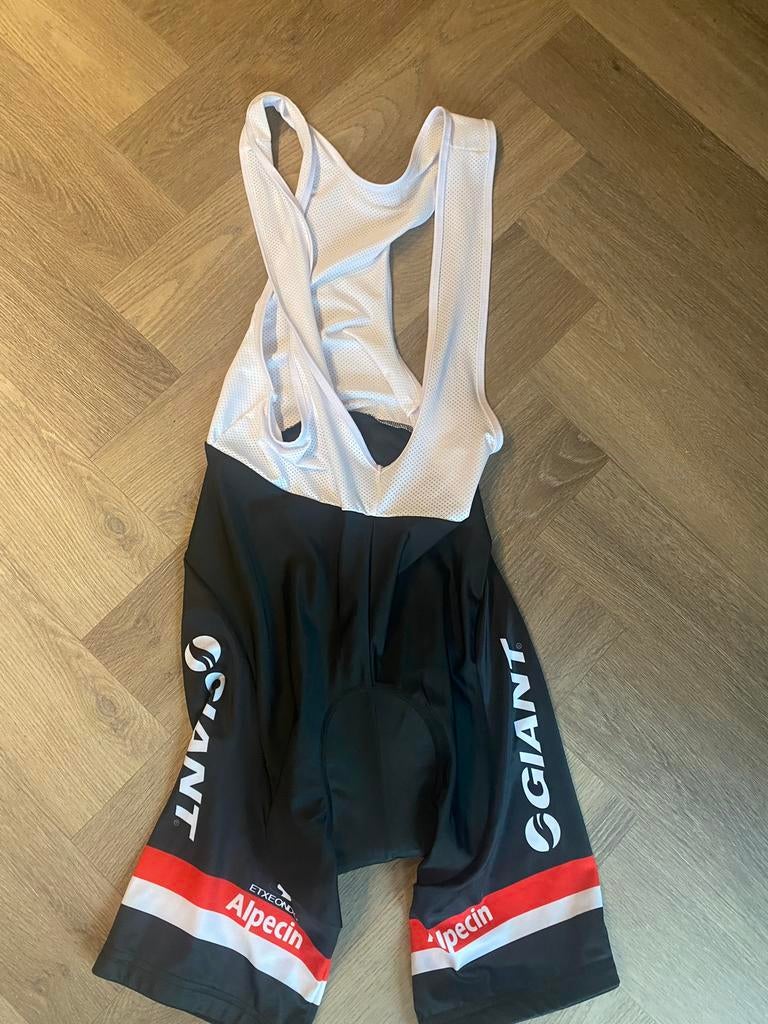 2 x Wielrenbroek nieuw maat L-Xl, Fietsen en Brommers, Fietsaccessoires | Fietskleding, Ophalen of Verzenden, Zo goed als nieuw