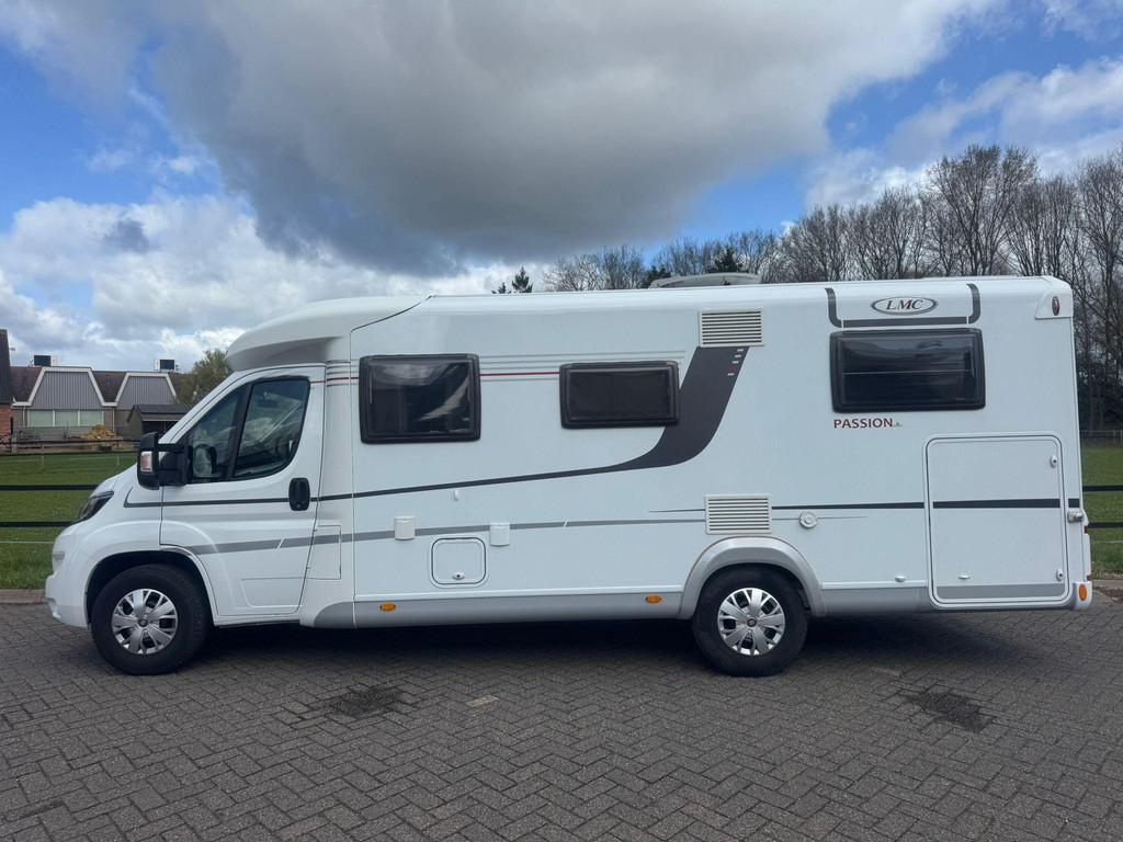 Lmc T672 LMC T673G Passion, Automaat, 7 tot 8 meter, Bedrijf, Diesel