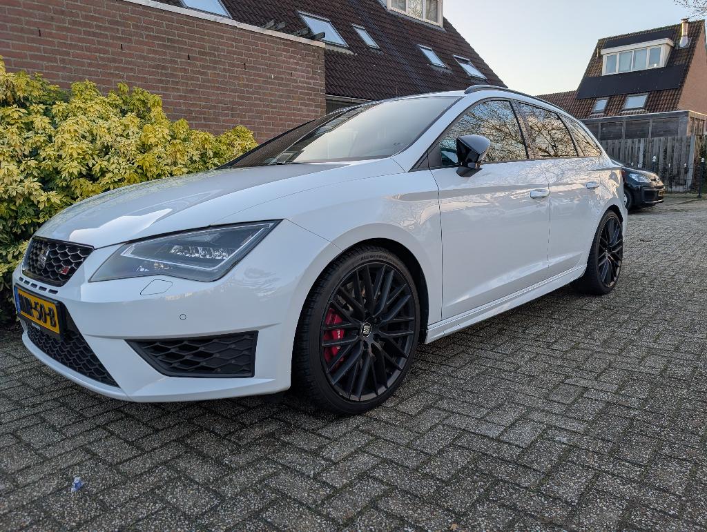 Seat Leon Cupra Performance 2.0TSI Stage 1 360PK, Auto's, Seat, Particulier, Leon, ABS, Airbags, Airconditioning, Alarm, Android Auto