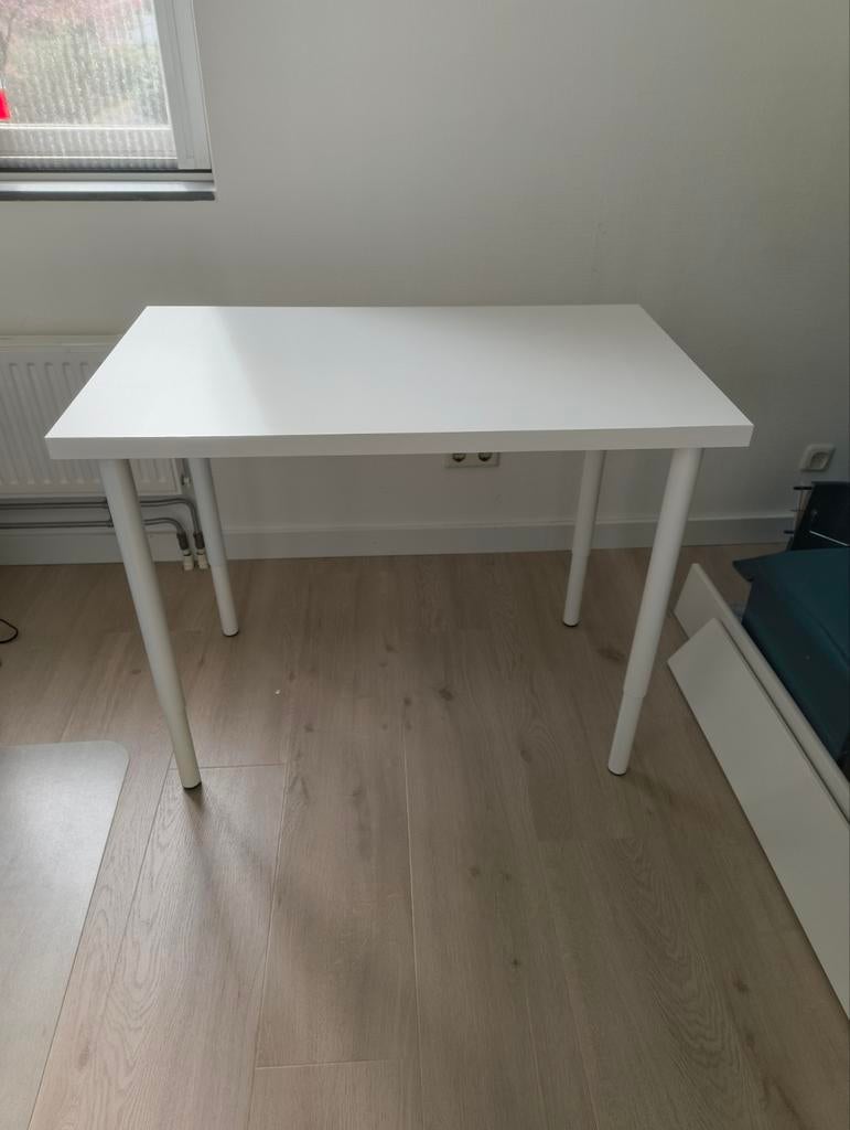 Ikea Linnmon/ Olov bureau met verstelbare poten (100 x 60), Huis en Inrichting, Bureaus, Ophalen, In hoogte verstelbaar, Zo goed als nieuw