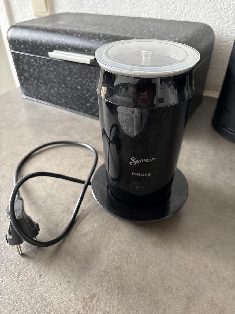 Philips Senseo Melkopschuimer - Zwart, Ophalen of Verzenden, Zo goed als nieuw, Elektrische melkopschuimer