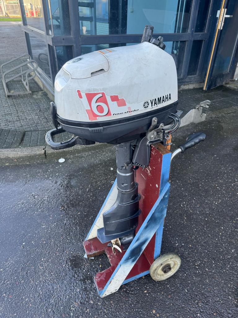 Nette Yamaha 6 PK 4-takt buitenboordmotor, afstandbediening, Ophalen, Gebruikt, 5 tot 10 pk, Viertaktmotor