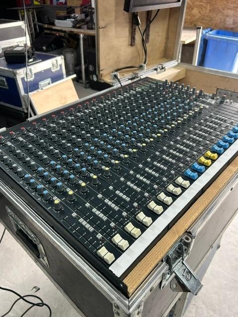 Soundcraft k1 mengtafel, Ophalen, Gebruikt, 10 tot 20 kanalen, Microfooningang