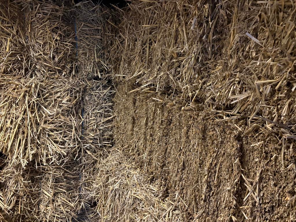 Tarwestro balen, Ophalen, Vee